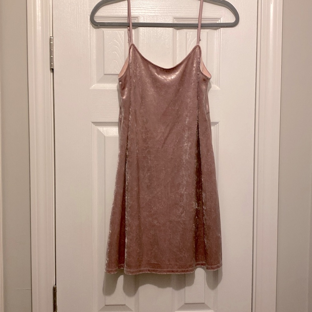Mini dress in EUC, size 3/4, only worn once.